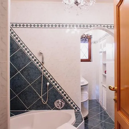 Zimmer & Appartements In Der Gamlitzerstrasse Lägenhet
