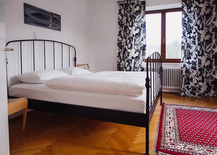 & In Der Gamlitzerstrasse إيهرينهاوزين